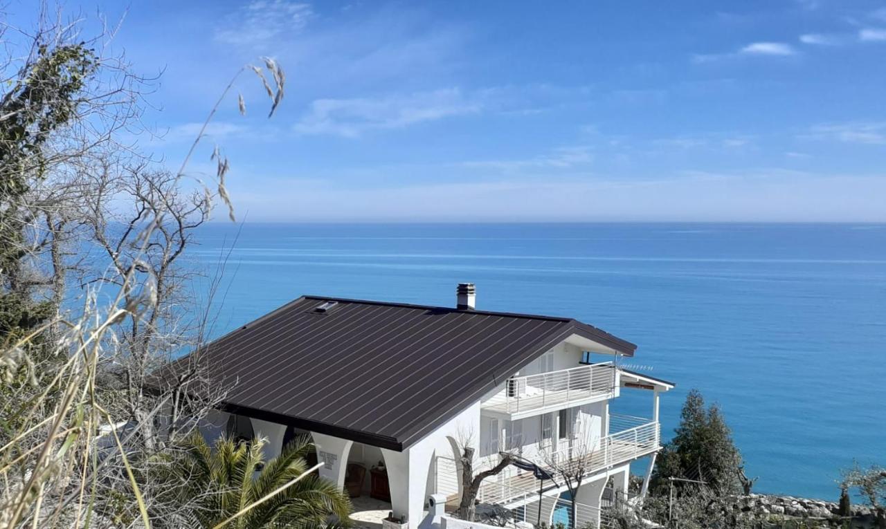 Vista D'Amare 호텔 페다소 외부 사진