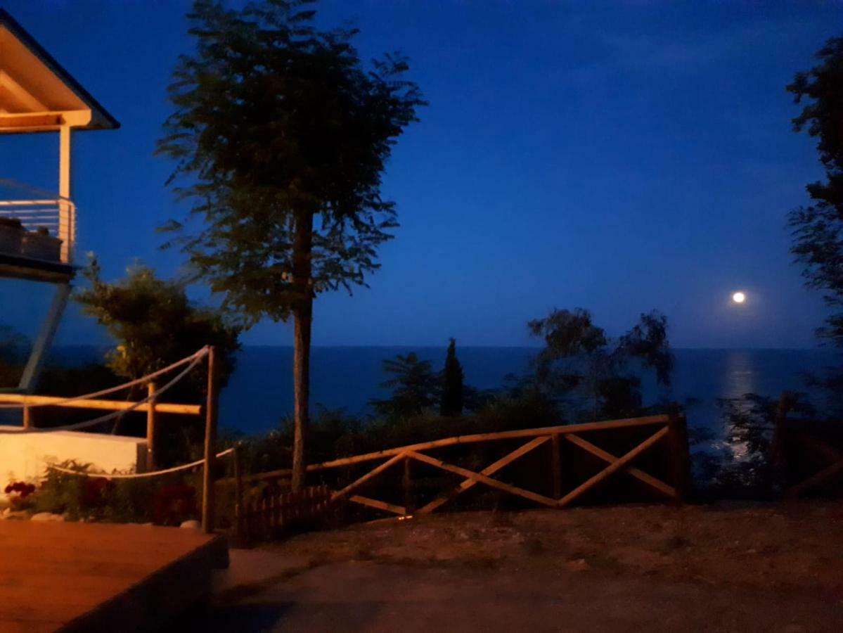 Vista D'Amare 호텔 페다소 외부 사진